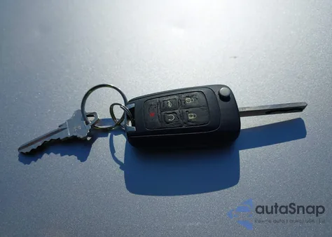 2016 Buick Lacrosse z USA, uszkodzony, nr VIN 1G4GB5G36GF124377